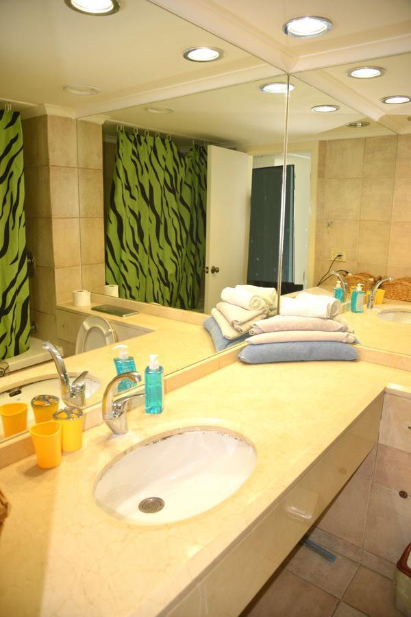 Haifa Beach Apartment エクステリア 写真